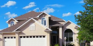 Luksusowa łazienka, przytulna ubikacja