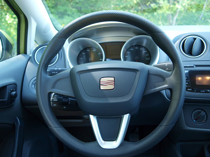 Gdzie kupować odpowiednie części do swojego auta?