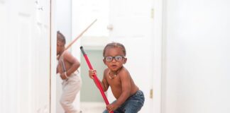 Czy mopem parowym można czyścić tapicerkę?