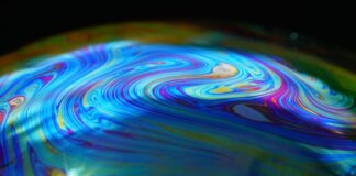 Co powoduje zakłócenia sygnału?