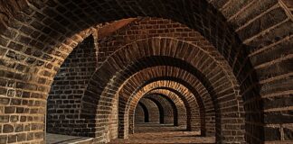 Ile wynosi mandat za przekroczenie prędkości o 10 km?