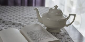 Czym się różni imbryk od dzbanka?