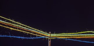 Jak podłączyć elektryczna antenę samochodową?